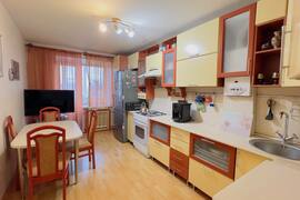 3-комнатная квартира в центре!